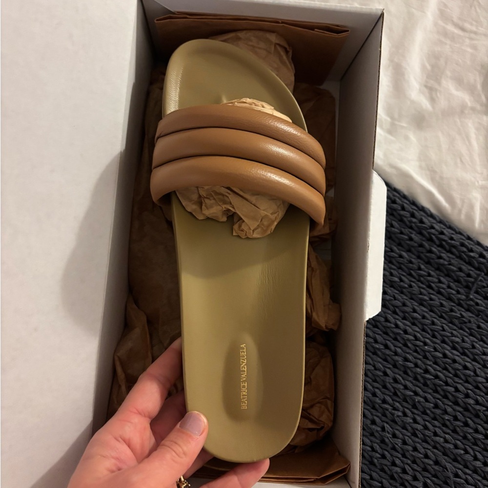 NIB BV Sandalia